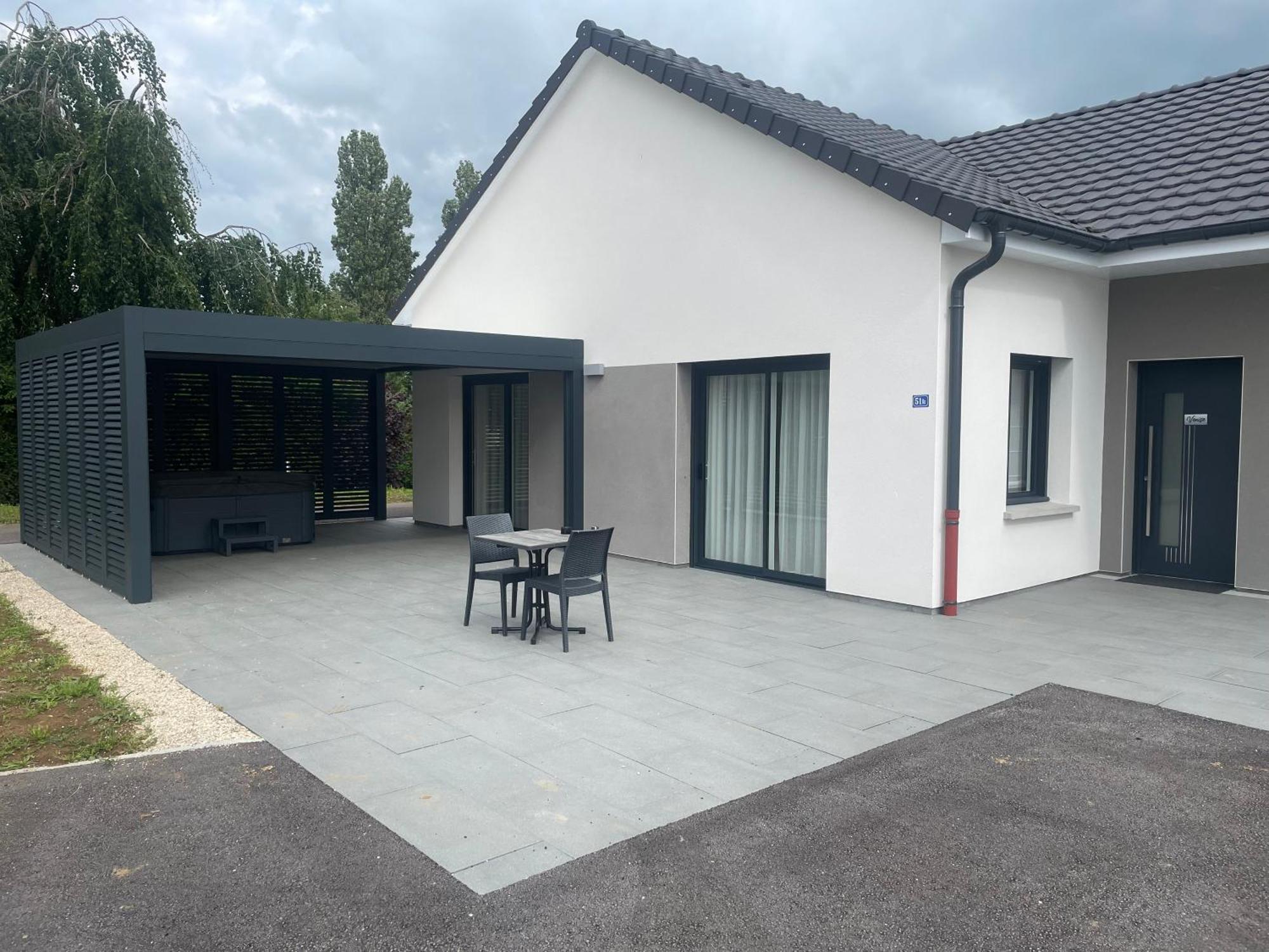 Logis Hotel Restaurant La Vraine Gironcourt-sur-Vraine Esterno foto